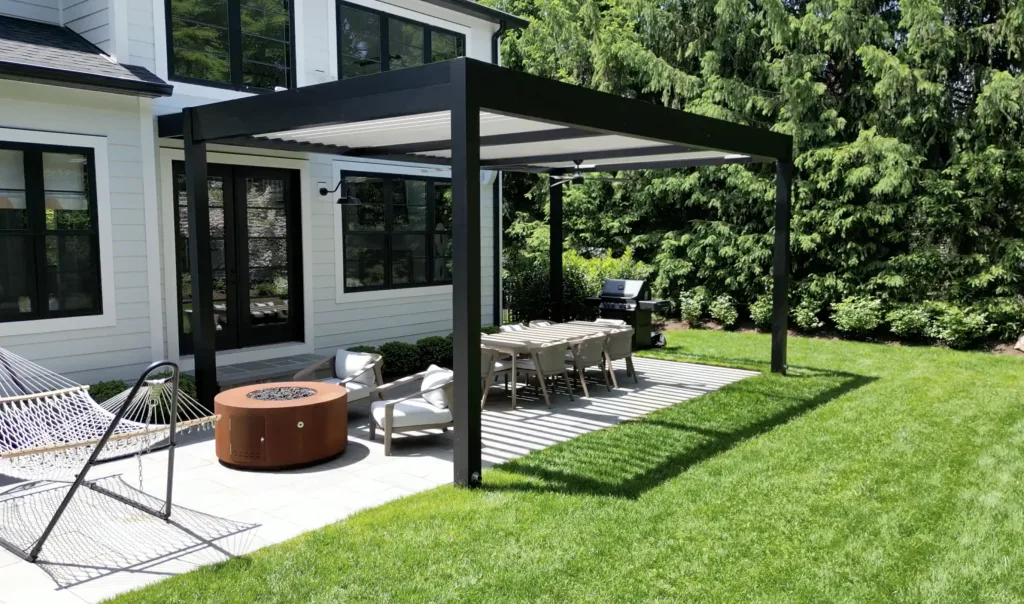 r-blade in a beautiful backyard